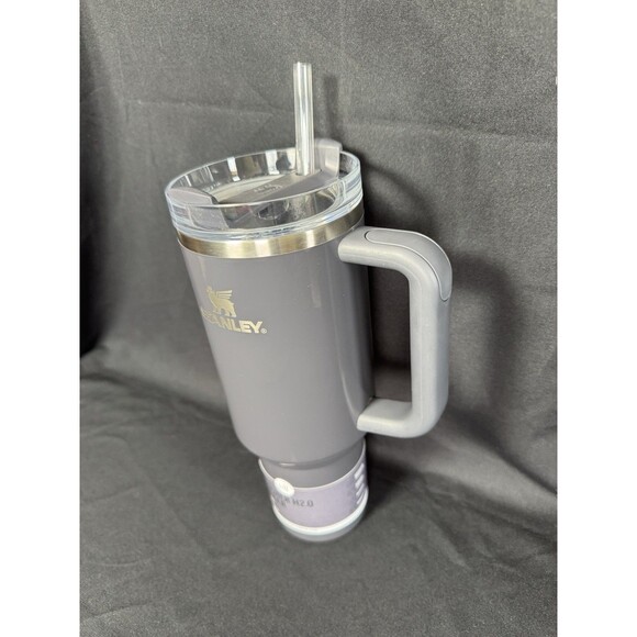 Stanley x ELF Crystal Clear Grey Flowstate Quencher H2.0 40 Oz Tumbler - Picture 6 of 8
